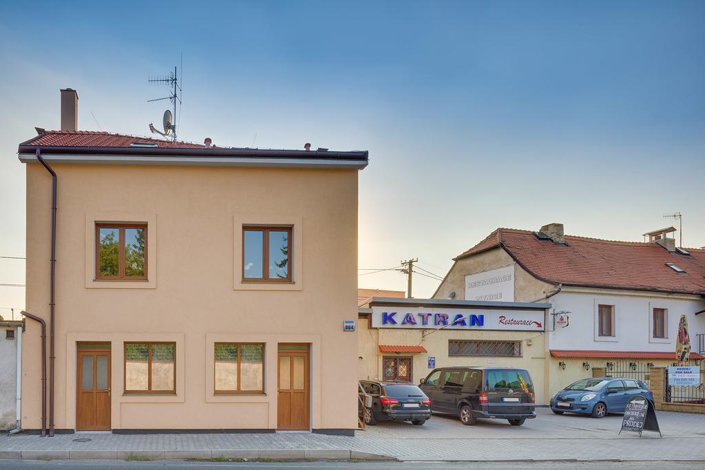 Apartements Studio 964 Líbeznice Exterior foto